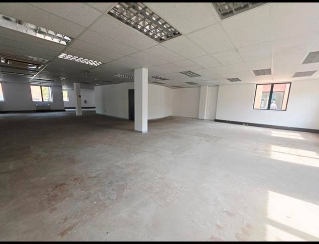 BUSINESS PROPERTY TO RENT IN MENLYN